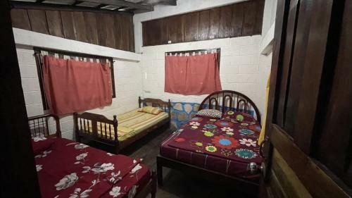 Albergue Blue House Hostal