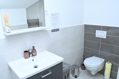 Apartment Mak
