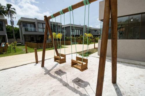 Casa Com Varanda E Piscina Privativa