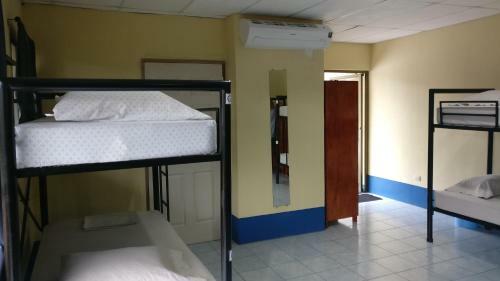 Poco A Poco Hostel