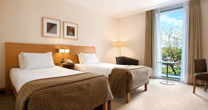 Hotel Hilton Gatwick Airport