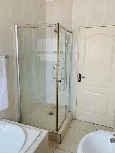 Bed & Breakfast Sun Bnb Gaborone
