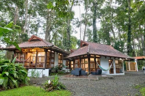 Beachfront Villa, Abundant Wildlife, Best Location