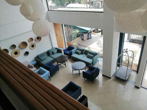 Mazeki Addis Boutique Hotel