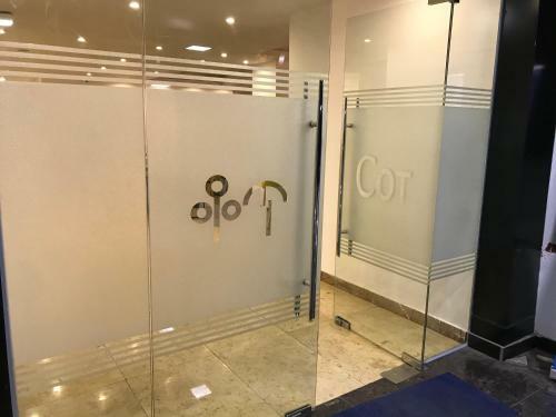 Cot Hotel (?? ???)