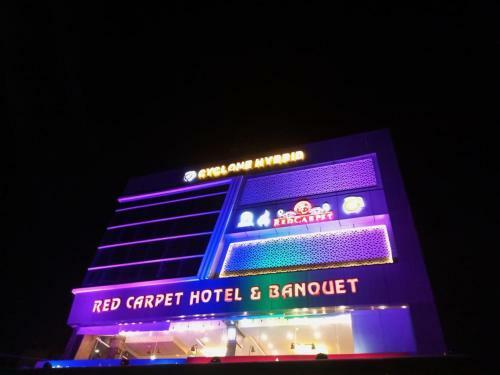 Apartamento Red Carpet Hotel And Banquet