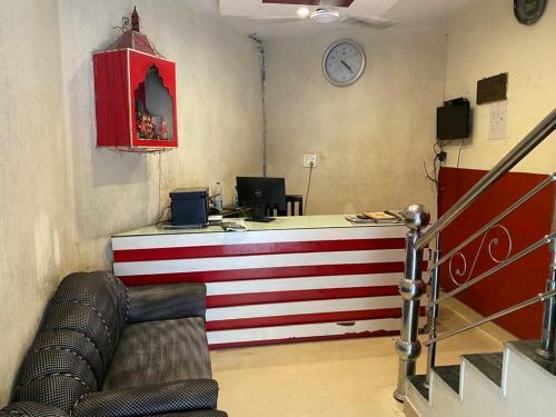 Hotel Esskay