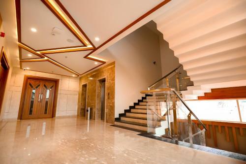 Hotel Krishnavalsam Regency