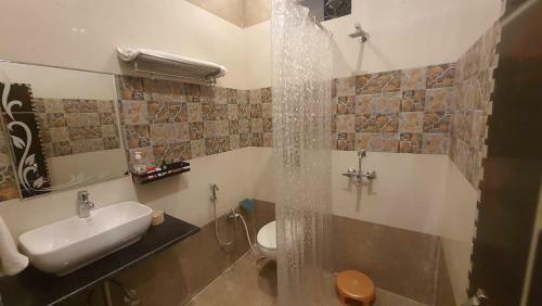 Ganesh Home Stay