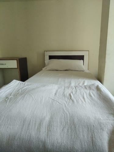 Hostal Chaitanya Kalyan Guest House