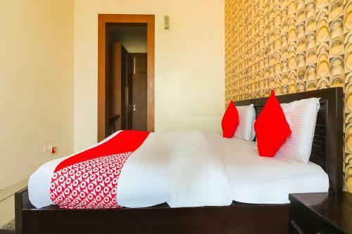 Oyo 67859 Hotel Platinum