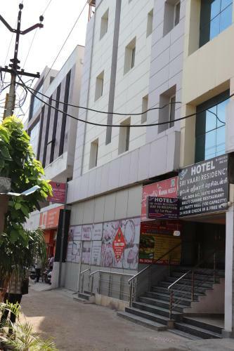 Hotel Sri Vaari Residency