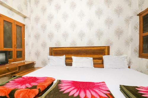 Spot On 46266 Hotel Poonam