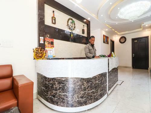 Collection O 85952 Neelkanth Hotel