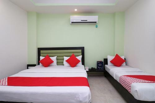 Oyo 14801 Hotel Ganges Glory