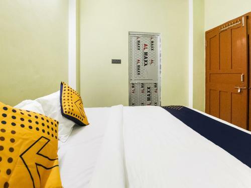 Spot On 75671 Hotel Pawan Palace