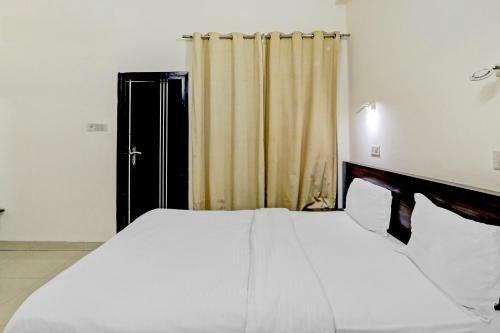 Collection O 83842 Hotel Sayam