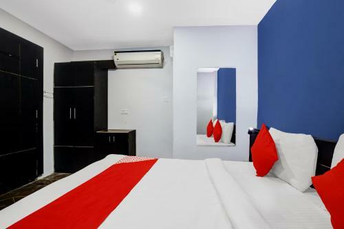 Oyo 82374 Hotel S9