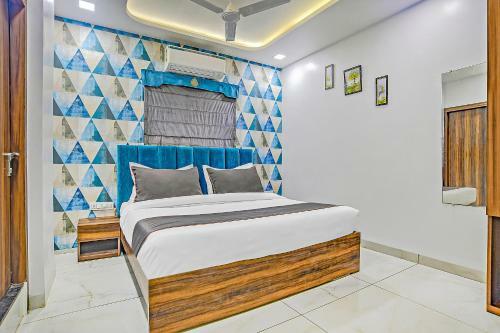 Collection O 82620 Vpawar Hotel & Restaurant