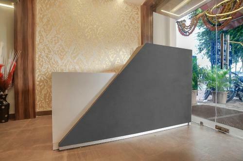 Collection O 82620 Vpawar Hotel & Restaurant