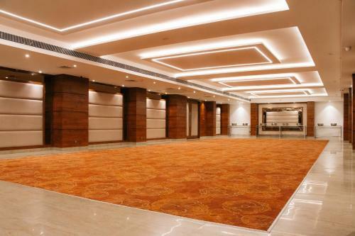 Hotel Playotel Premier Vijay Nagar
