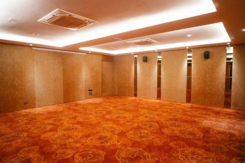 Hotel Playotel Premier Vijay Nagar