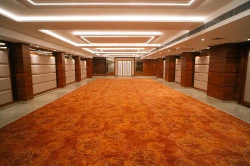Hotel Playotel Premier Vijay Nagar