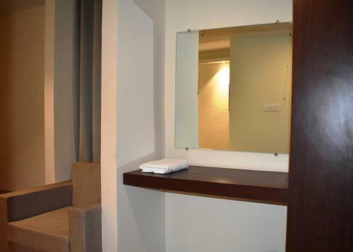 Hotel Vrindavan Palace
