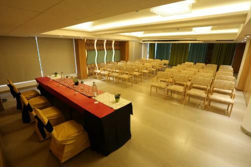 Hotel Alba Premier, Indore