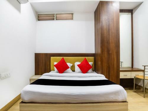 Capital O Ind679 Hotel Rajwada Palace