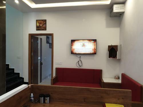 Bed & Breakfast Mahadev Residency
