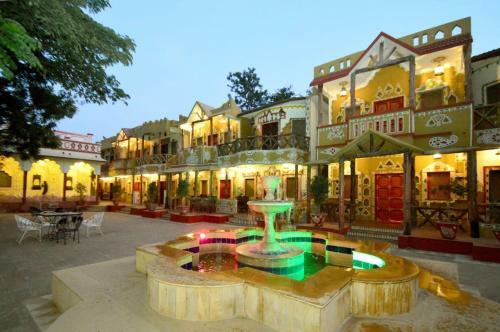 Hotel Chokhi Dhani