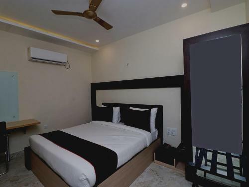 Hotel Oyo 81087 Collection O Vrindavan Palace