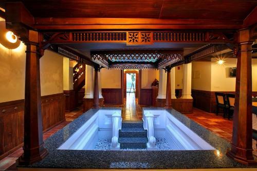 Hotel Kovilakam Heritage Resort