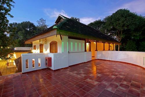 Hotel Kovilakam Heritage Resort