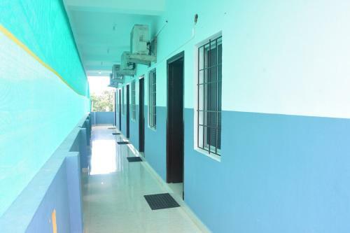 Hostal Al Huda Hotel & Rooms