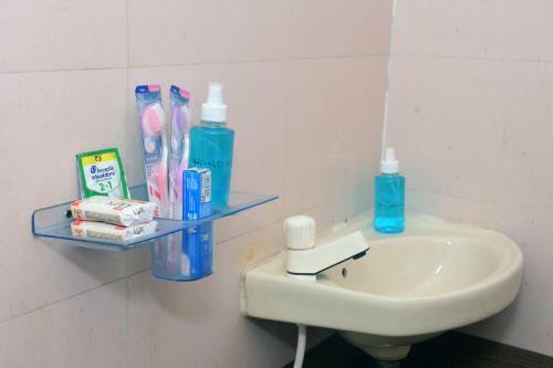 Hostal Al Huda Hotel & Rooms