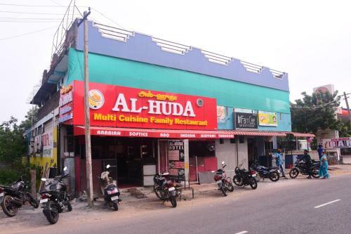 Hostal Al Huda Hotel & Rooms