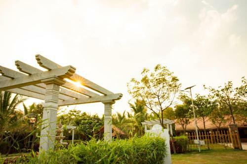 Hotel Brown Town Resort & Spa