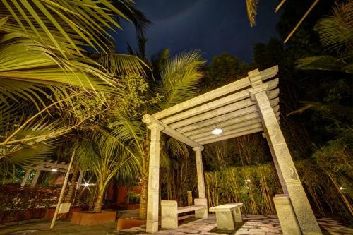 Hotel Brown Town Resort & Spa