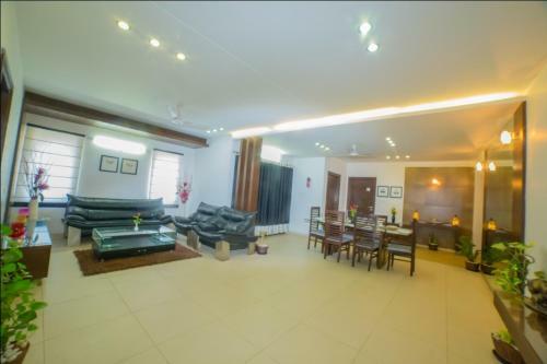 Bed & Breakfast Hill View Hitech City