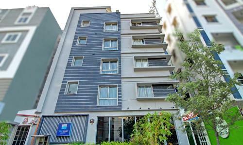 Treebo Trend Blue Dawn Hotels Gachibowli