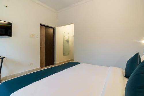 Hotel Silverkey Executive Stays 36044 Hanumanth Nilayam