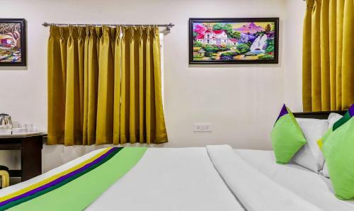 Treebo Trend Hotel Royal Galaxy