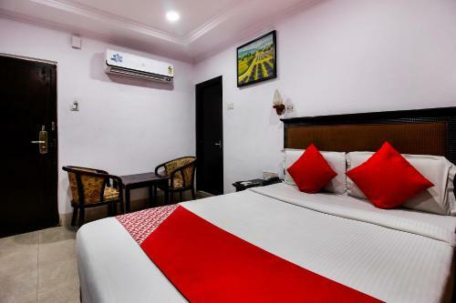 Collection O 36047 Hotel Srinivasa Residency