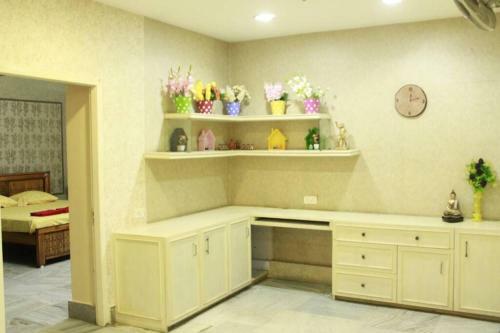 Cozy Family Stay - Ameerpet