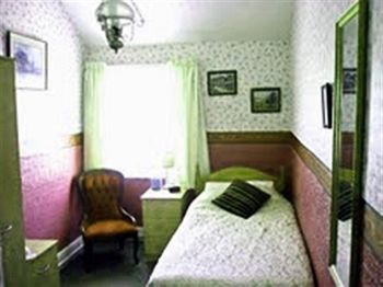 Hostal Greylands Guest House