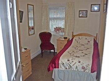 Hostal Greylands Guest House