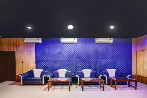 Townhouse Oak Hotel Ardency Blue