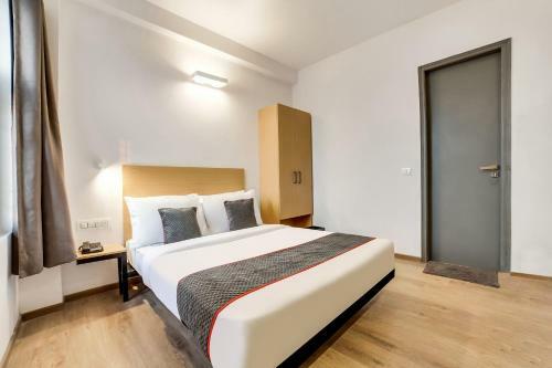 Hotel Oyo Townhouse 103 Sector 51 Huda Colony